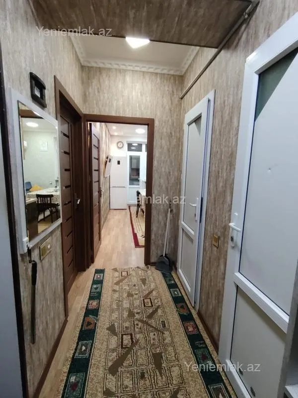 Satılır 2 otaqlı yeni tikili 60 m²