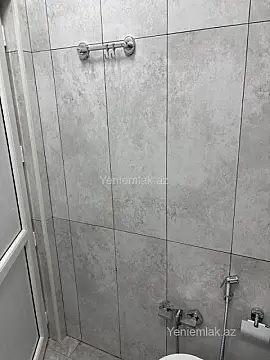 Satılır 1 otaqlı köhnə tikili 32 m²