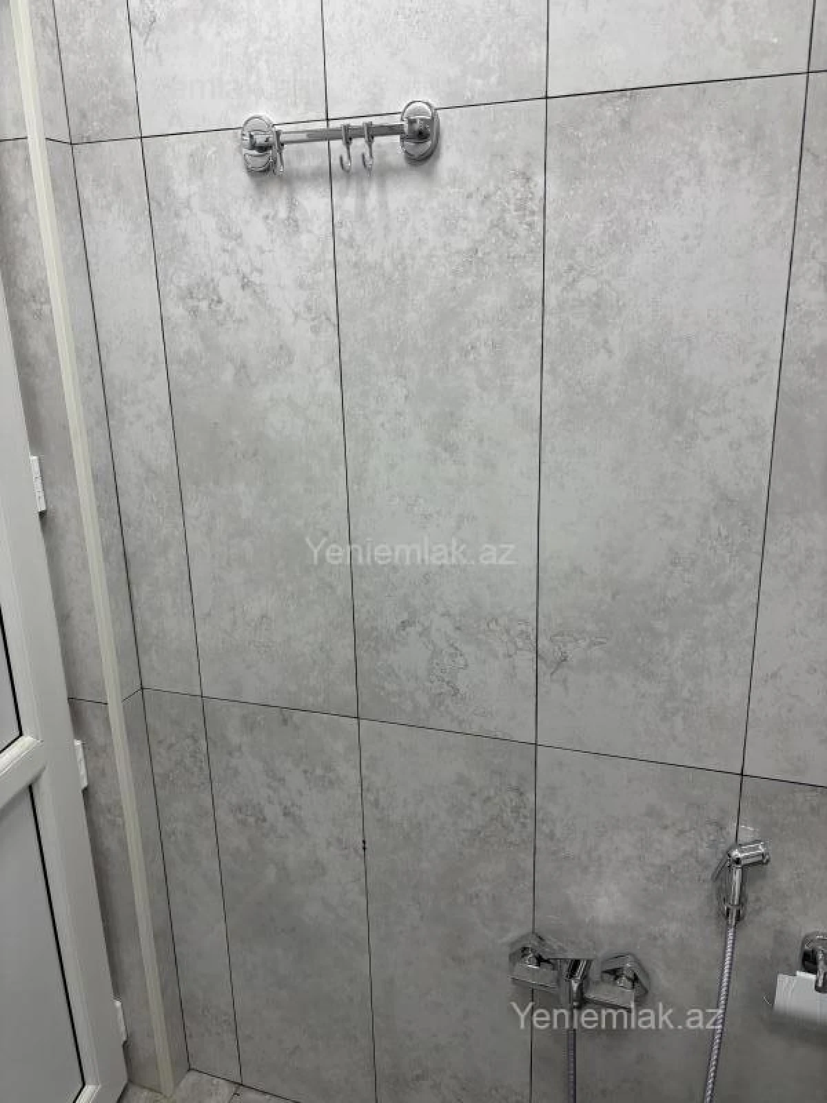 Satılır 1 otaqlı köhnə tikili 32 m²