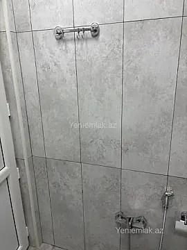 Satılır 1 otaqlı köhnə tikili 32 m²