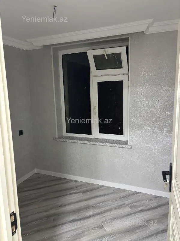 Satılır 1 otaqlı köhnə tikili 32 m²