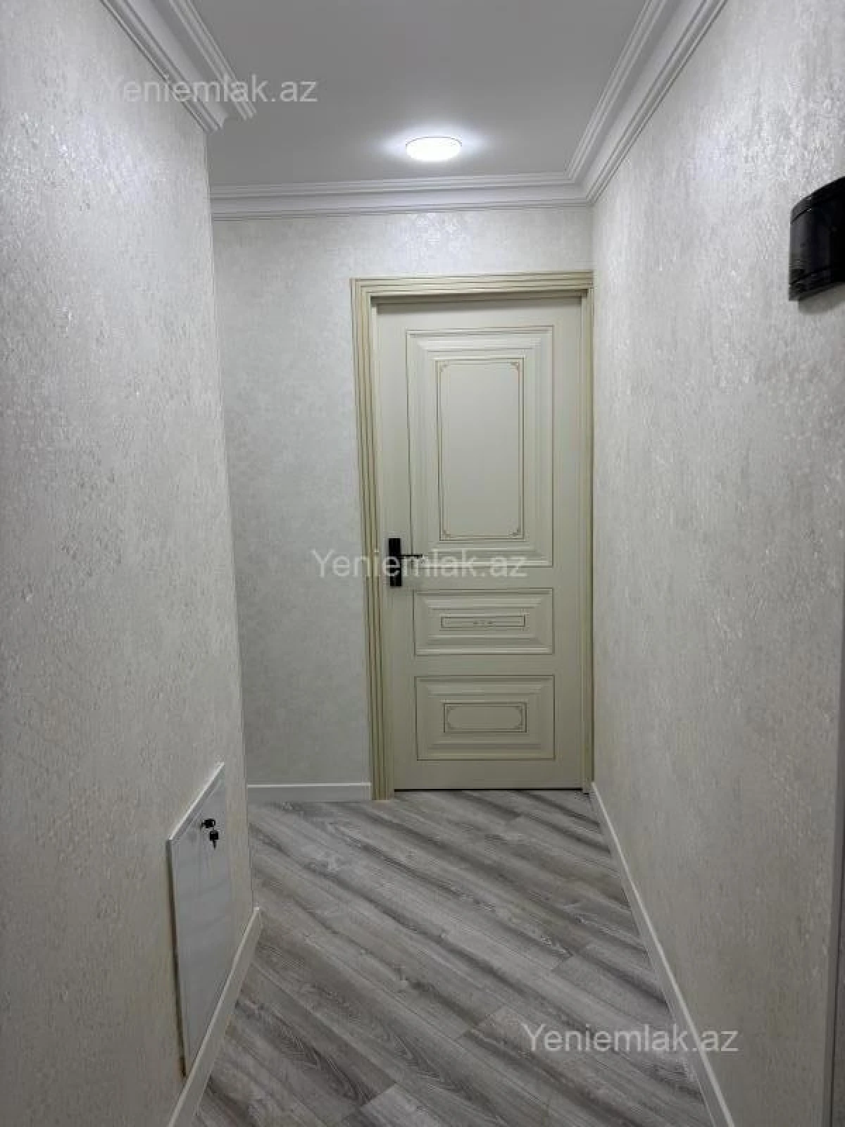 Satılır 1 otaqlı köhnə tikili 32 m²