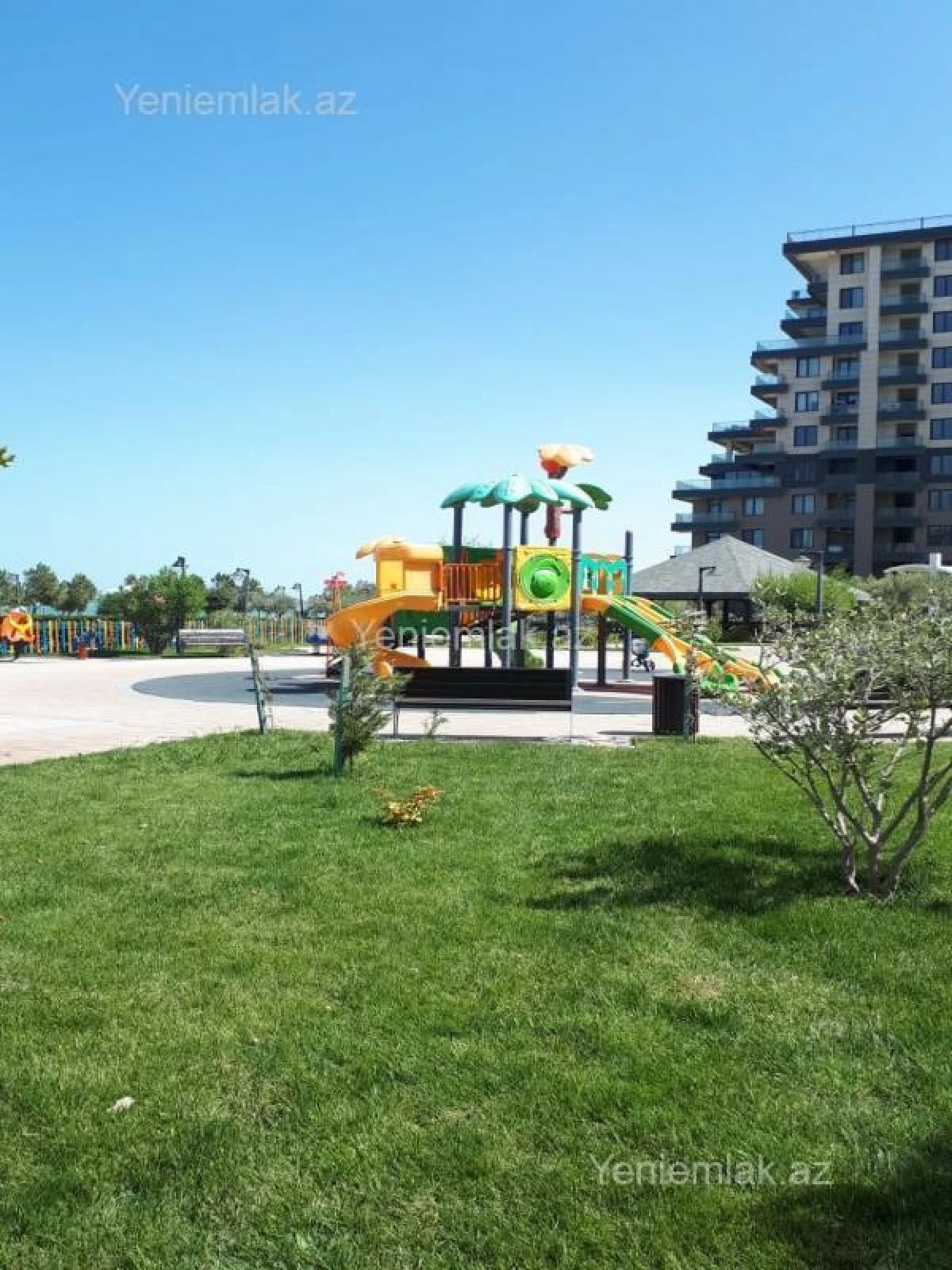 Satılır 2 otaqlı yeni tikili 71 m²