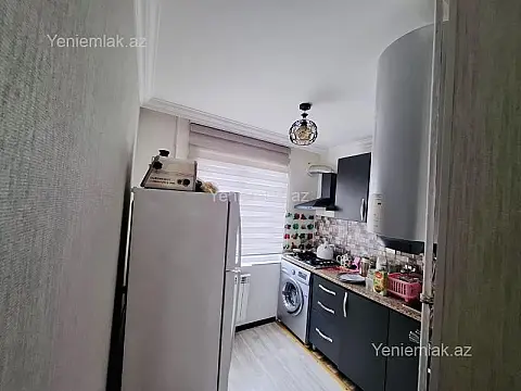 Satılır 3 otaqlı köhnə tikili 70 m²