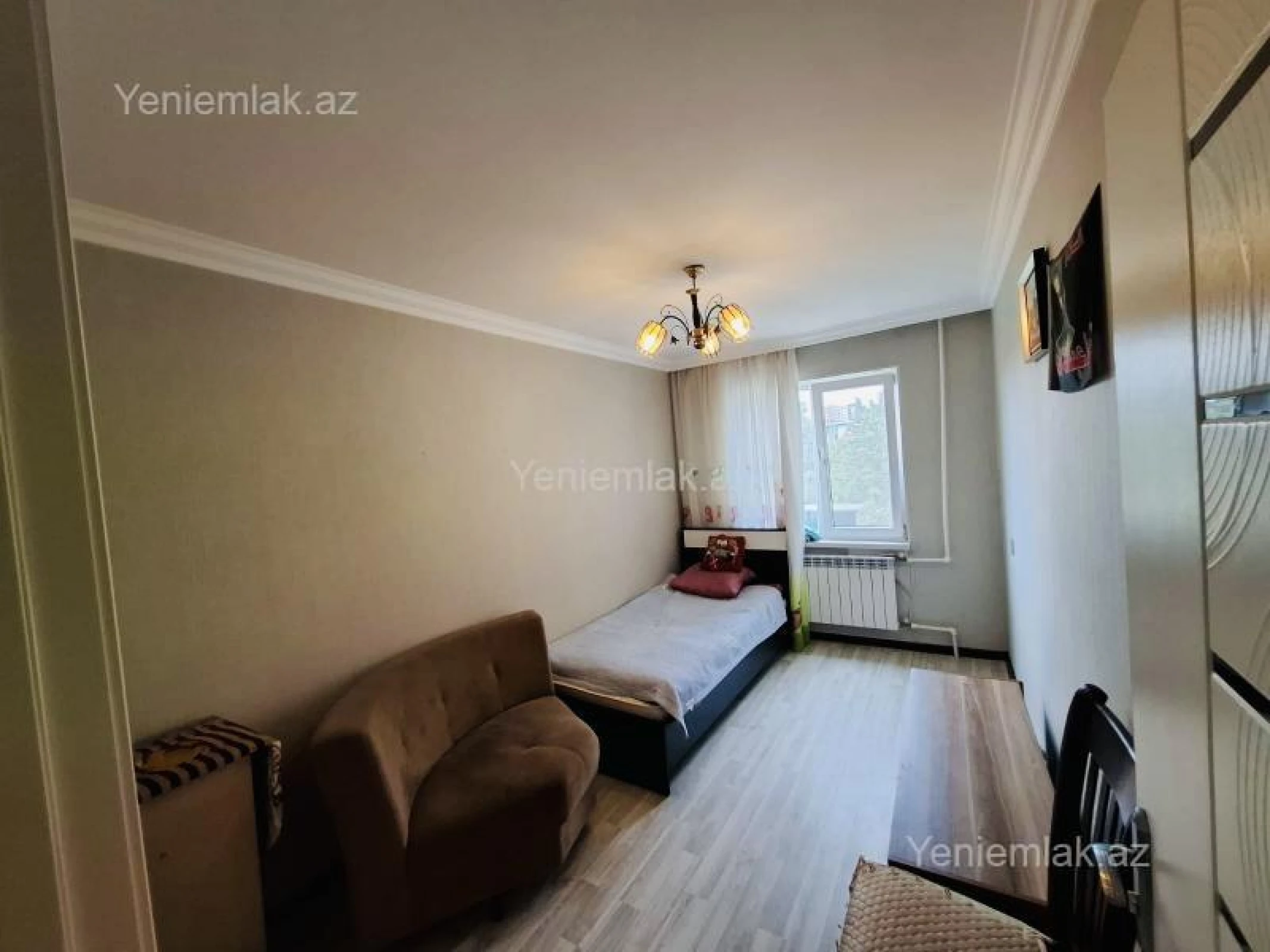 Satılır 3 otaqlı köhnə tikili 70 m²