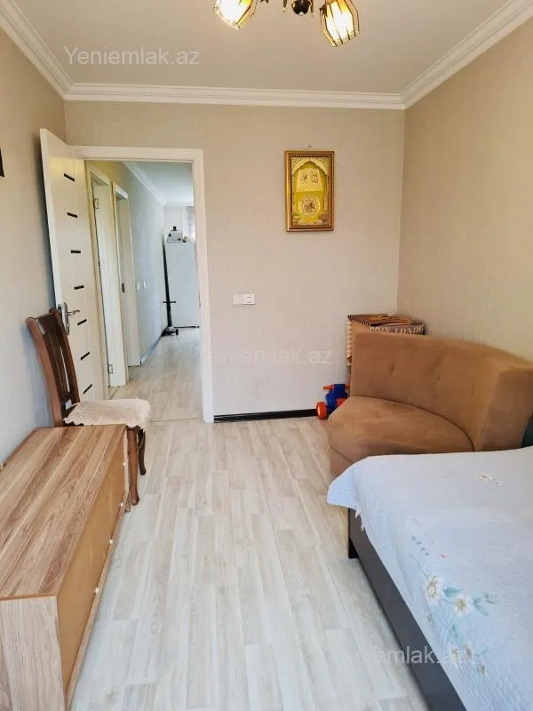 Satılır 3 otaqlı köhnə tikili 70 m²