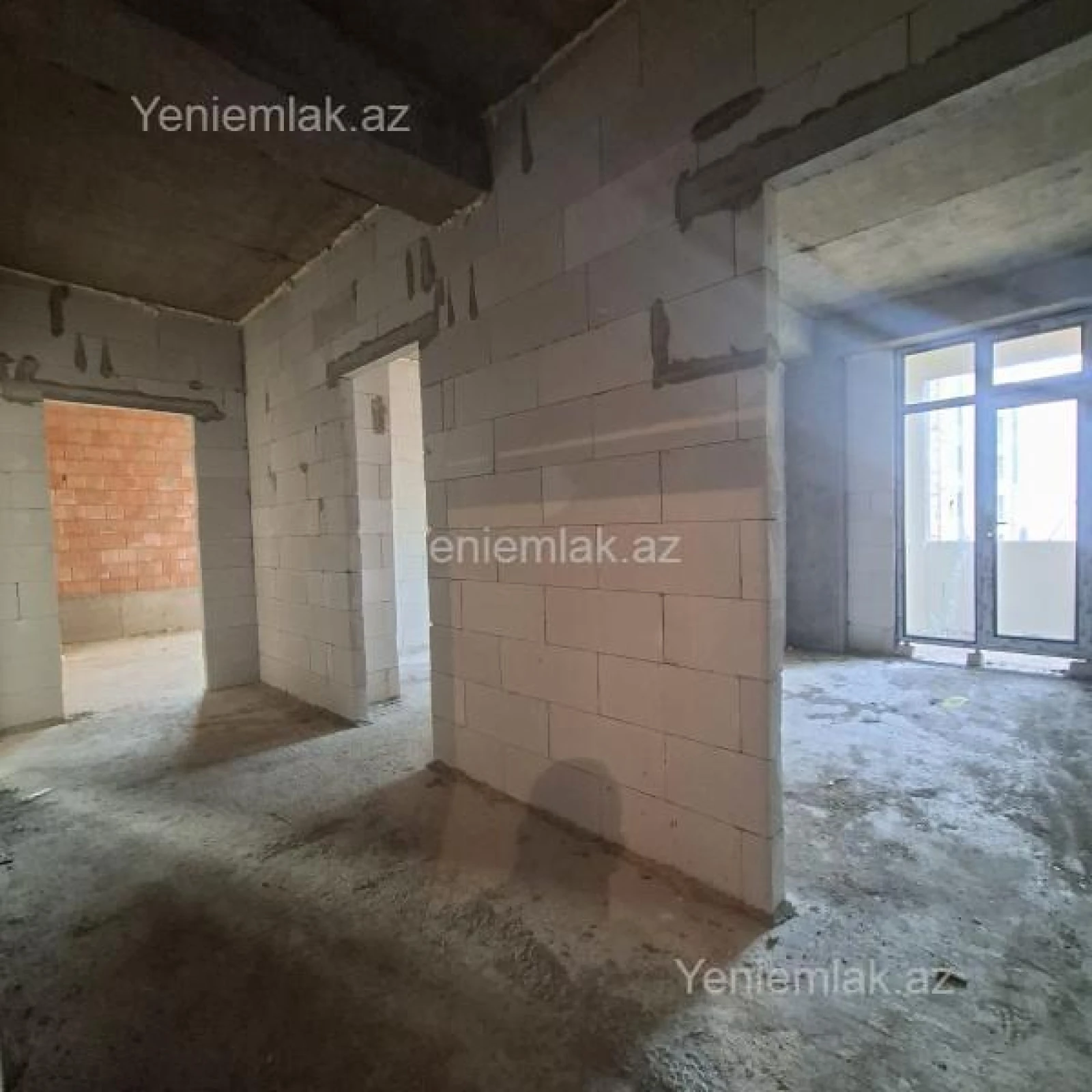 Satılır 4 otaqlı yeni tikili 127 m²