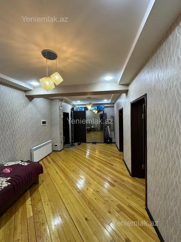 Satılır 2 otaqlı yeni tikili 110 m²