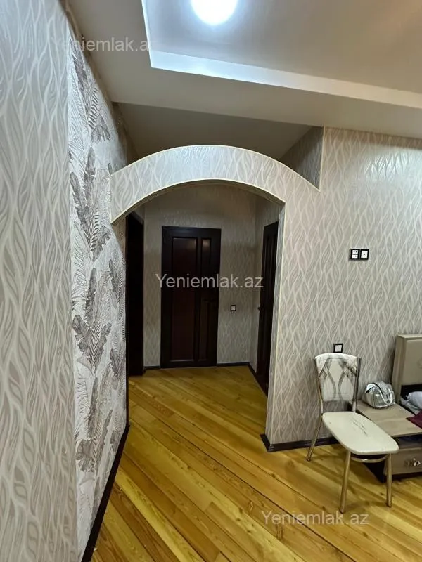 Satılır 2 otaqlı yeni tikili 110 m²