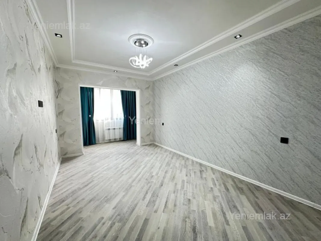 Satılır 2 otaqlı köhnə tikili 65 m²