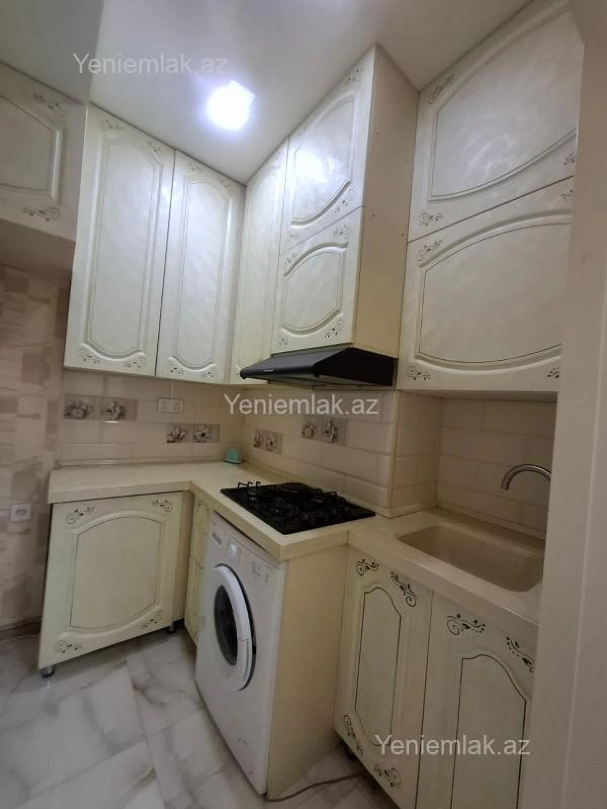 Satılır 2 otaqlı yeni tikili 59 m²