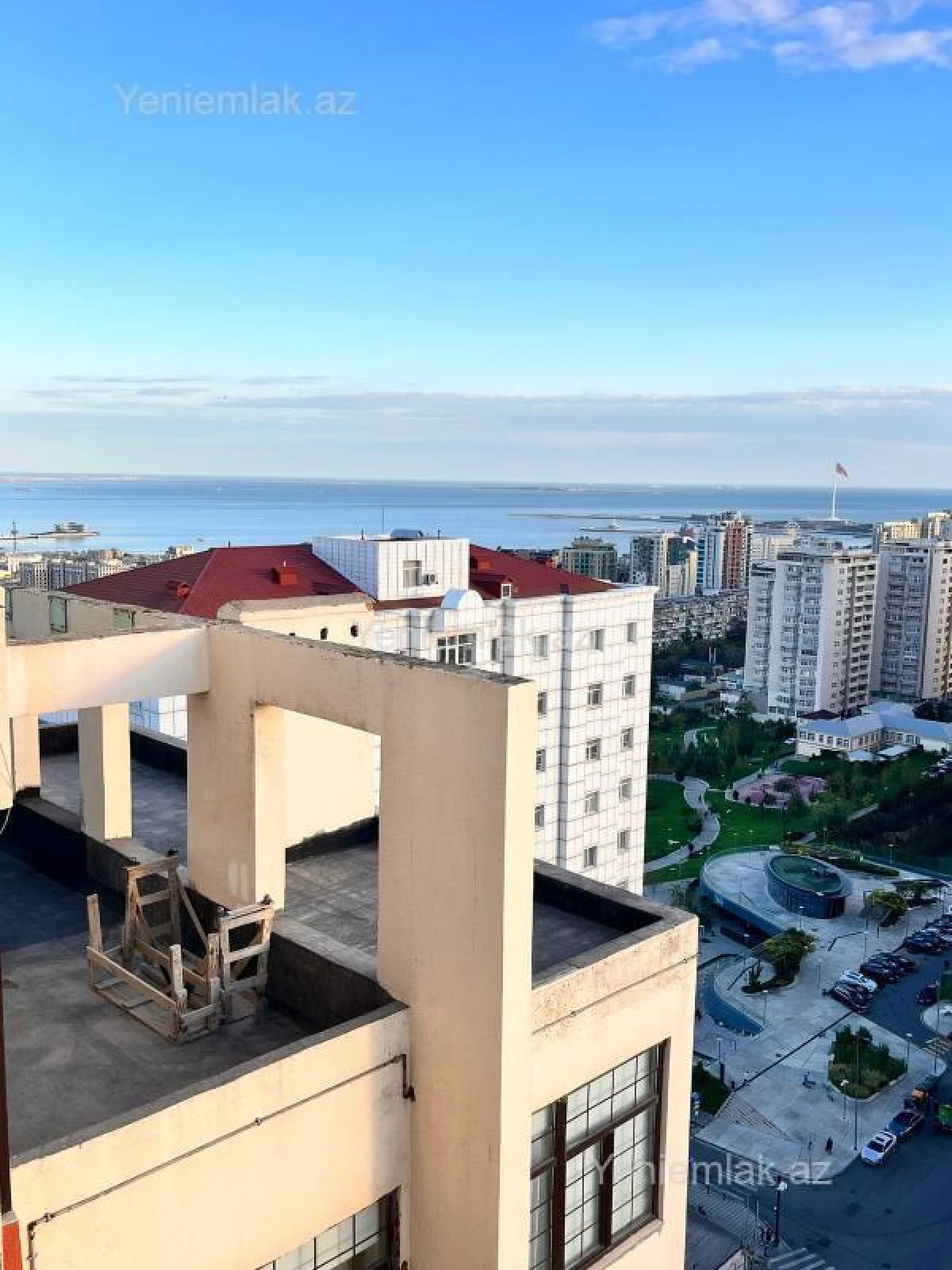 Satılır 3 otaqlı yeni tikili 210 m²