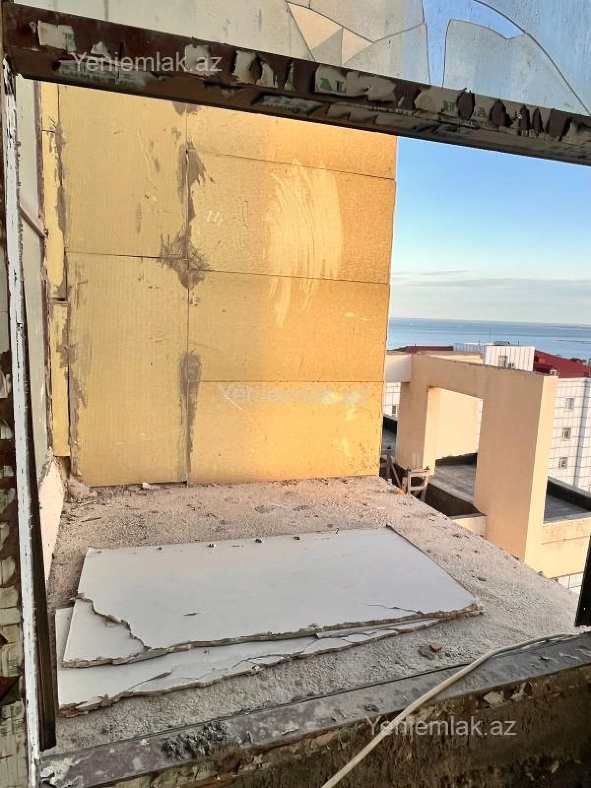 Satılır 3 otaqlı yeni tikili 210 m²