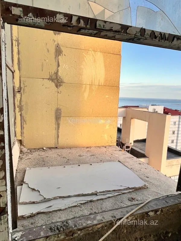 Satılır 3 otaqlı yeni tikili 210 m²