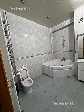 Satılır 4 otaqlı yeni tikili 175 m²