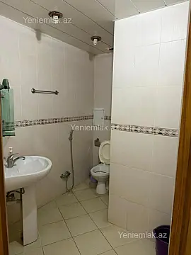Satılır 4 otaqlı yeni tikili 175 m²