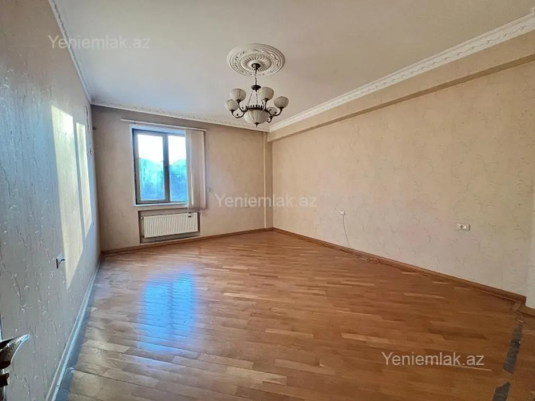 Satılır 4 otaqlı yeni tikili 175 m²