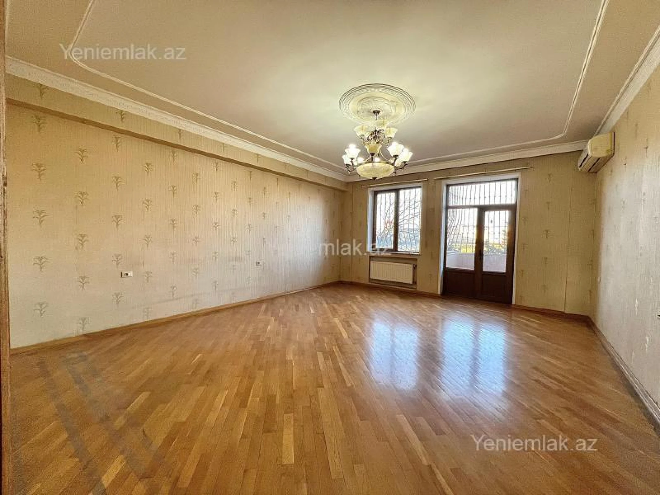 Satılır 4 otaqlı yeni tikili 175 m²