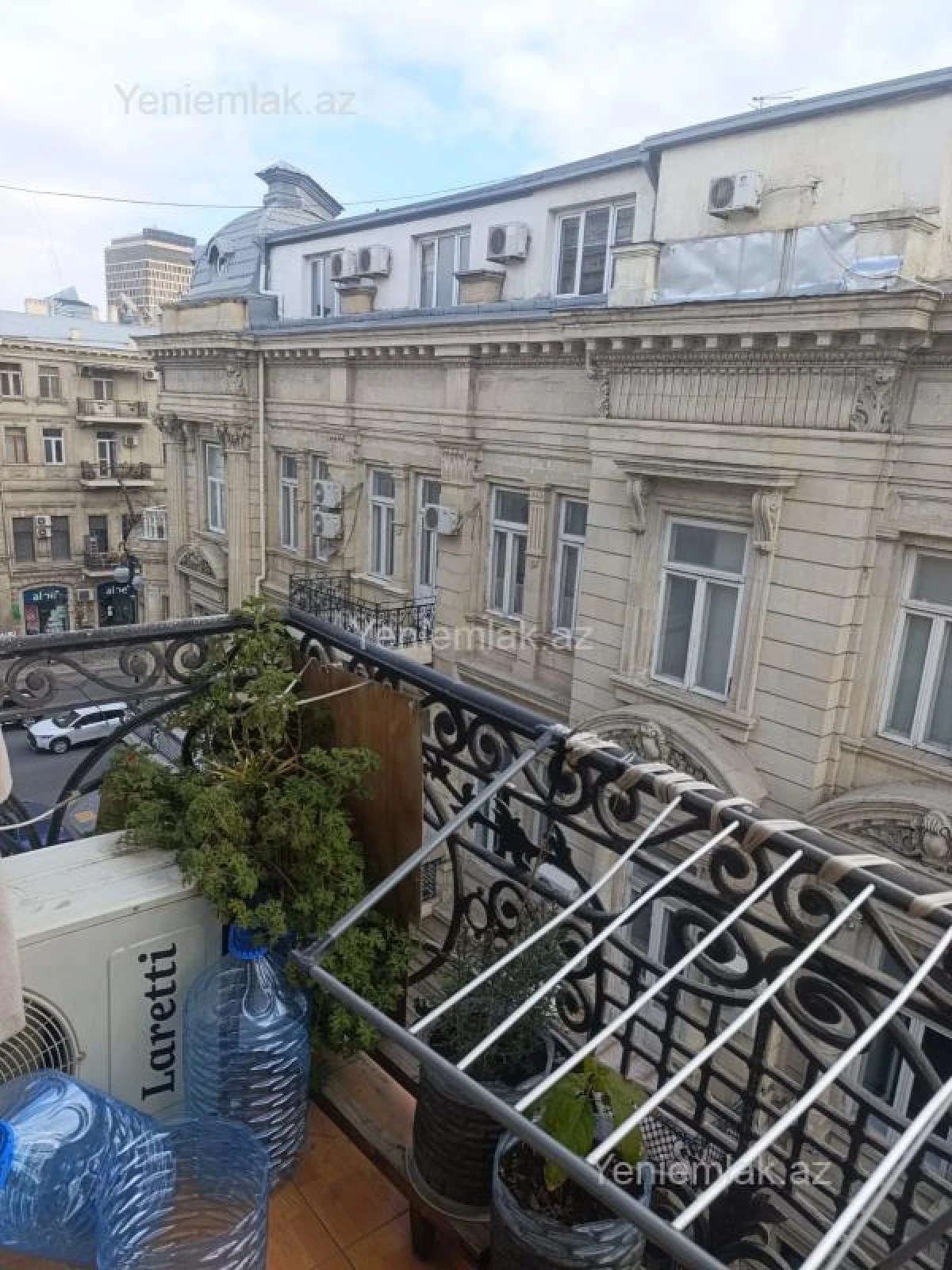 Satılır 3 otaqlı köhnə tikili 70 m²