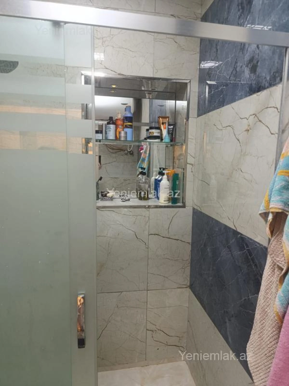 Satılır 3 otaqlı köhnə tikili 70 m²