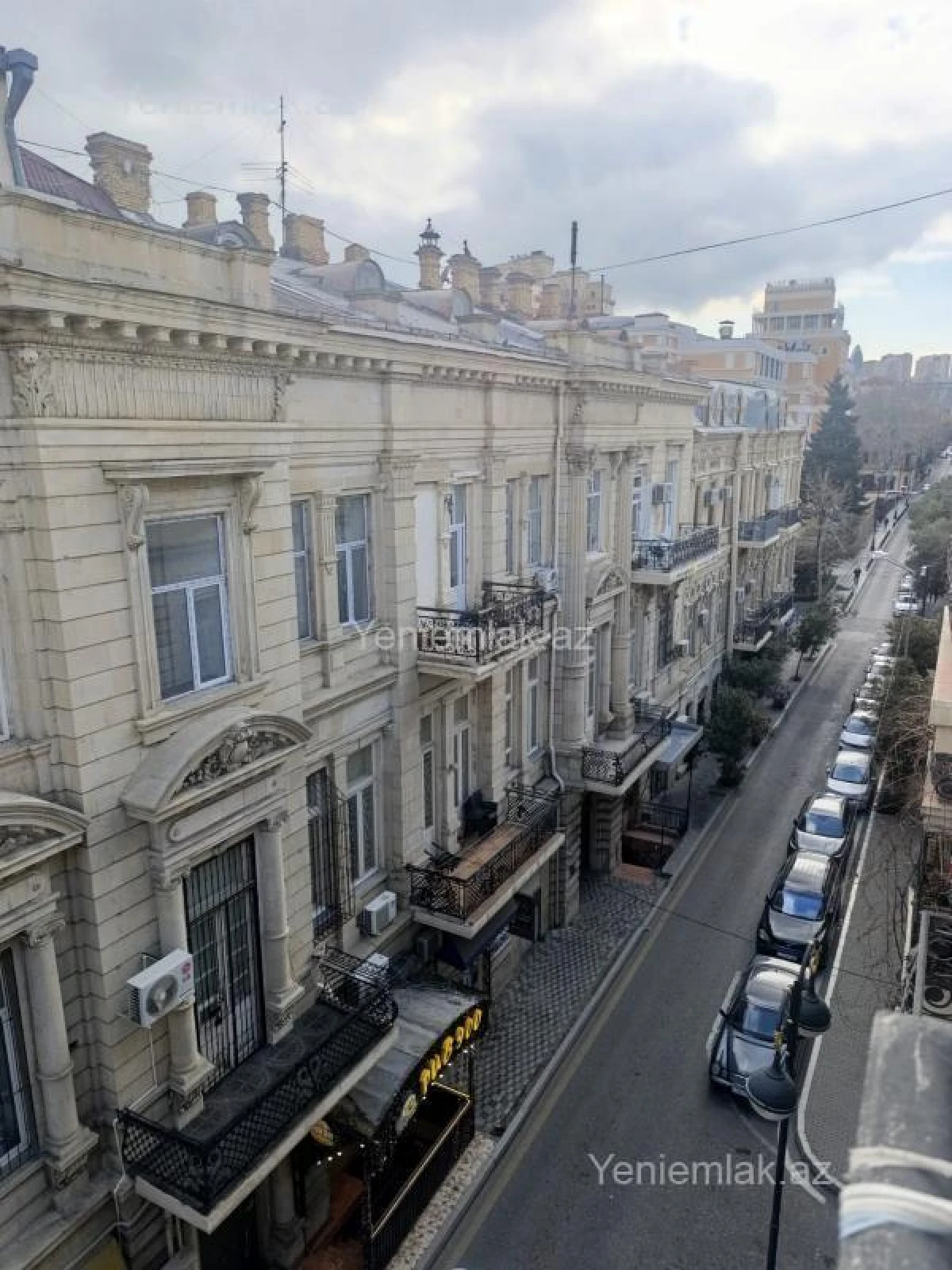 Satılır 3 otaqlı köhnə tikili 70 m²