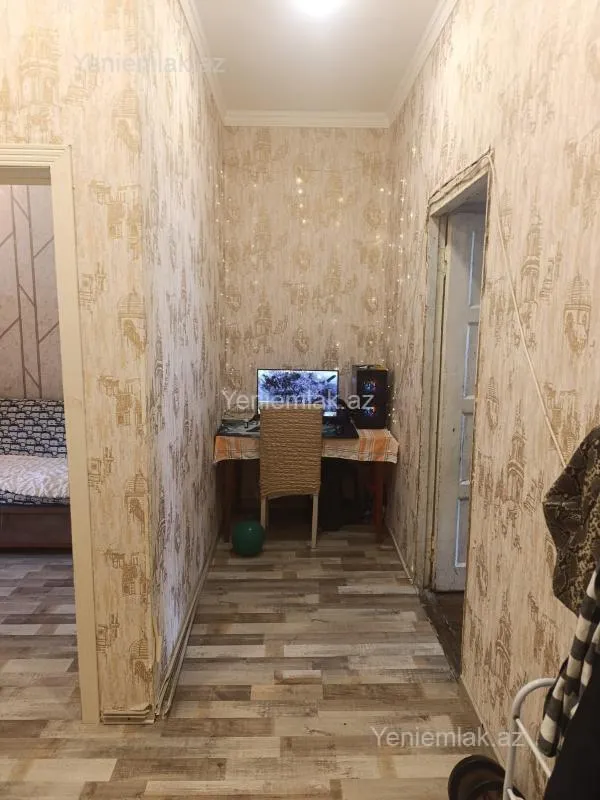 Satılır 3 otaqlı köhnə tikili 70 m²