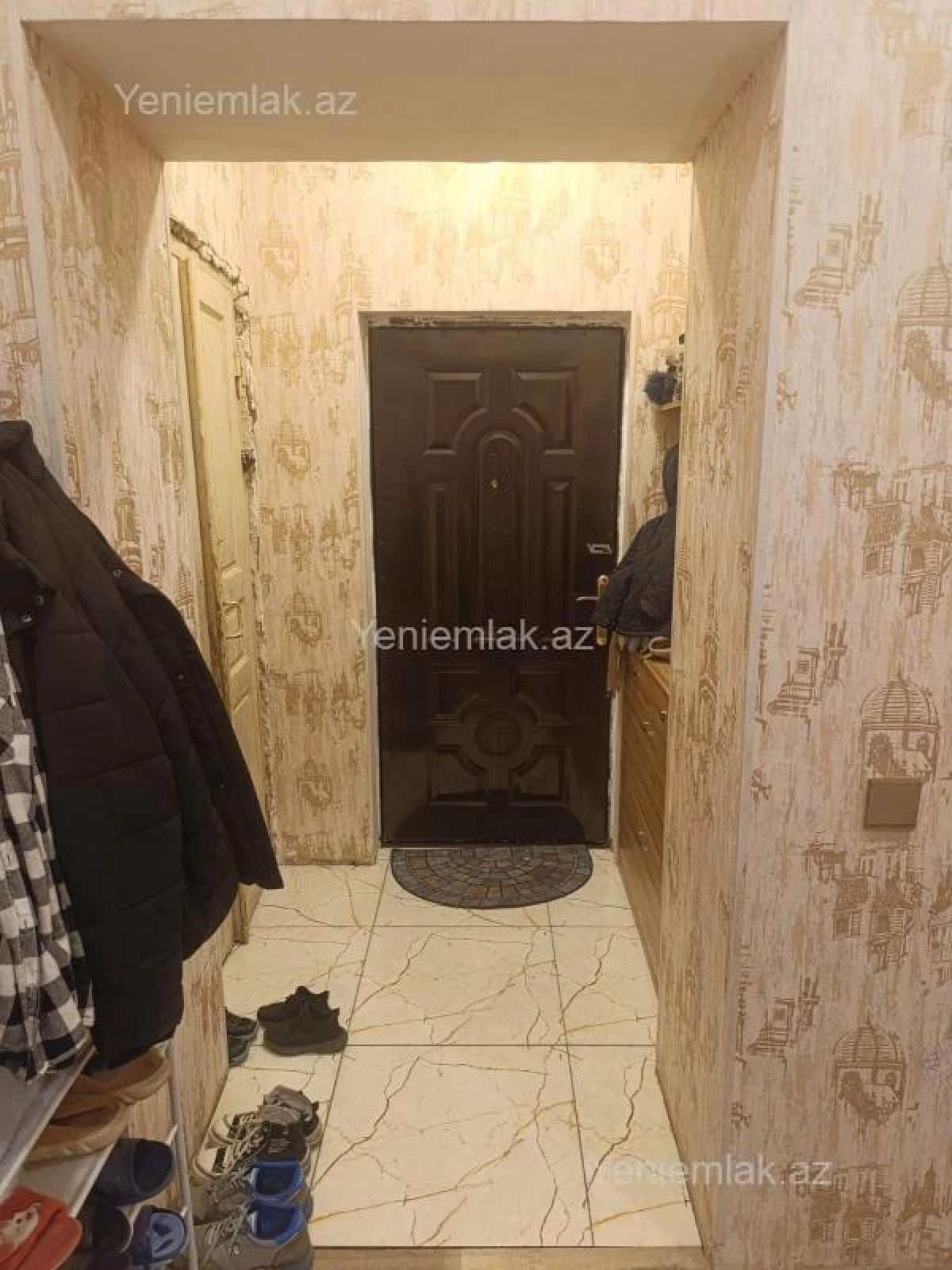 Satılır 3 otaqlı köhnə tikili 70 m²
