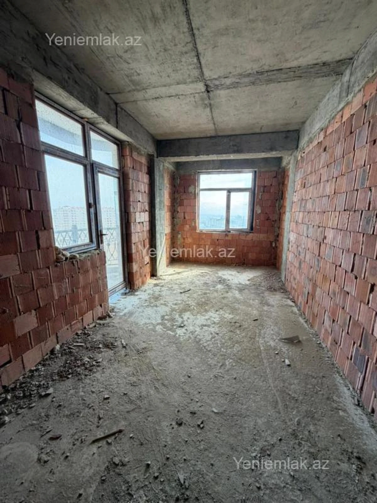 Satılır 3 otaqlı yeni tikili 91 m²