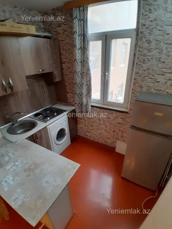Satılır 2 otaqlı yeni tikili 45 m²
