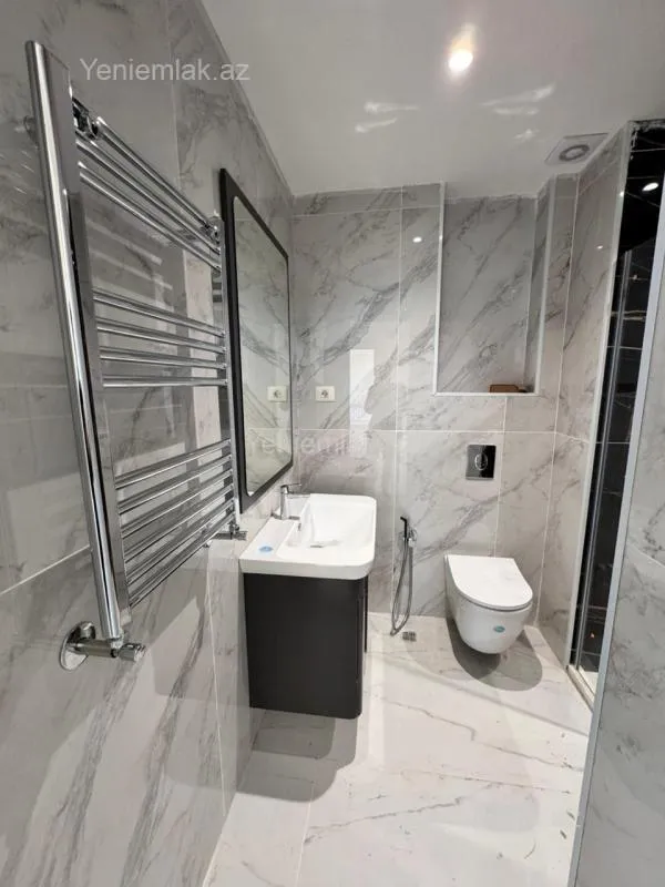 Satılır 2 otaqlı yeni tikili 62 m²