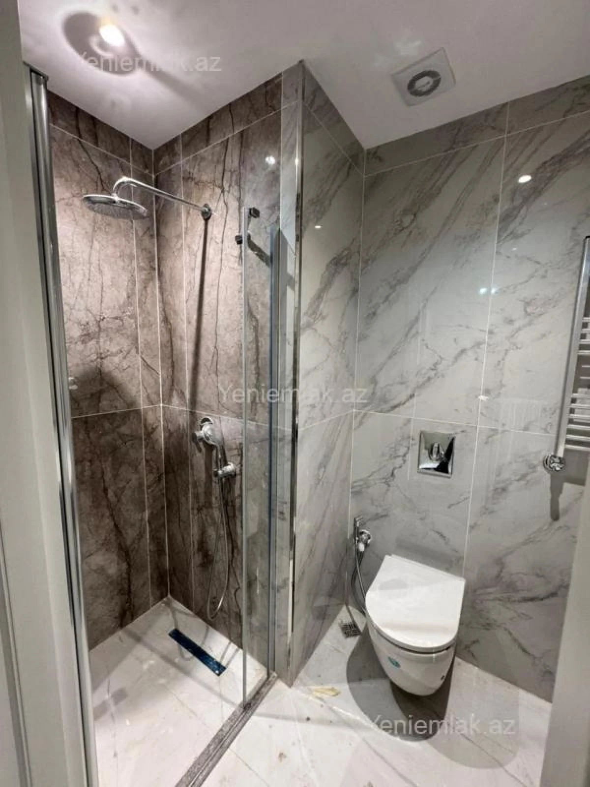 Satılır 3 otaqlı yeni tikili 82.72 m²