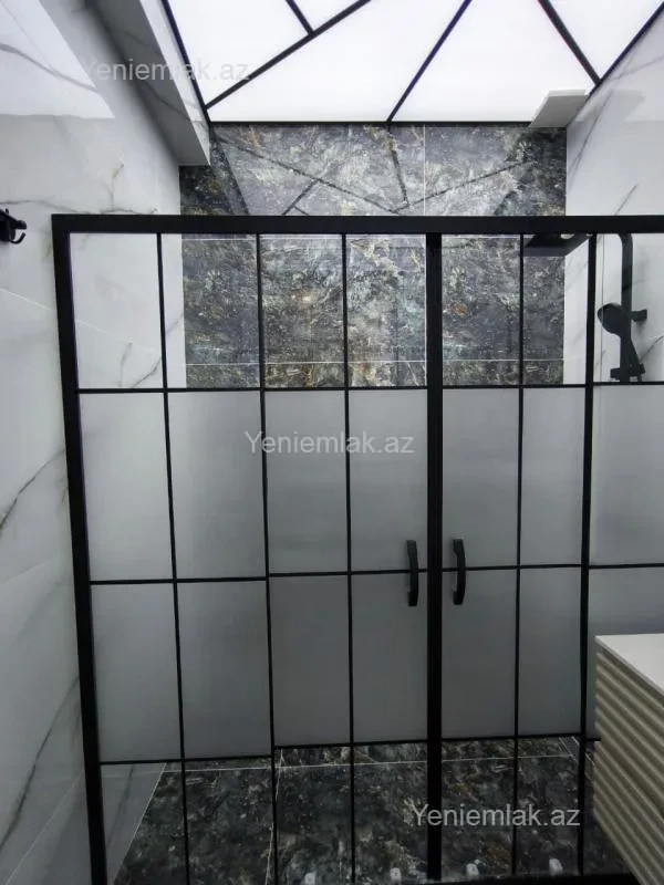Satılır 3 otaqlı yeni tikili 105 m²