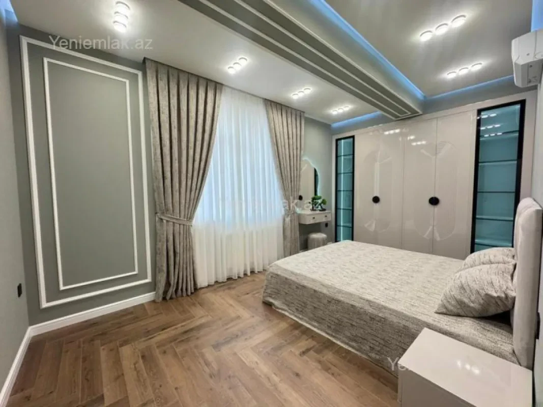 Satılır 3 otaqlı yeni tikili 105 m²