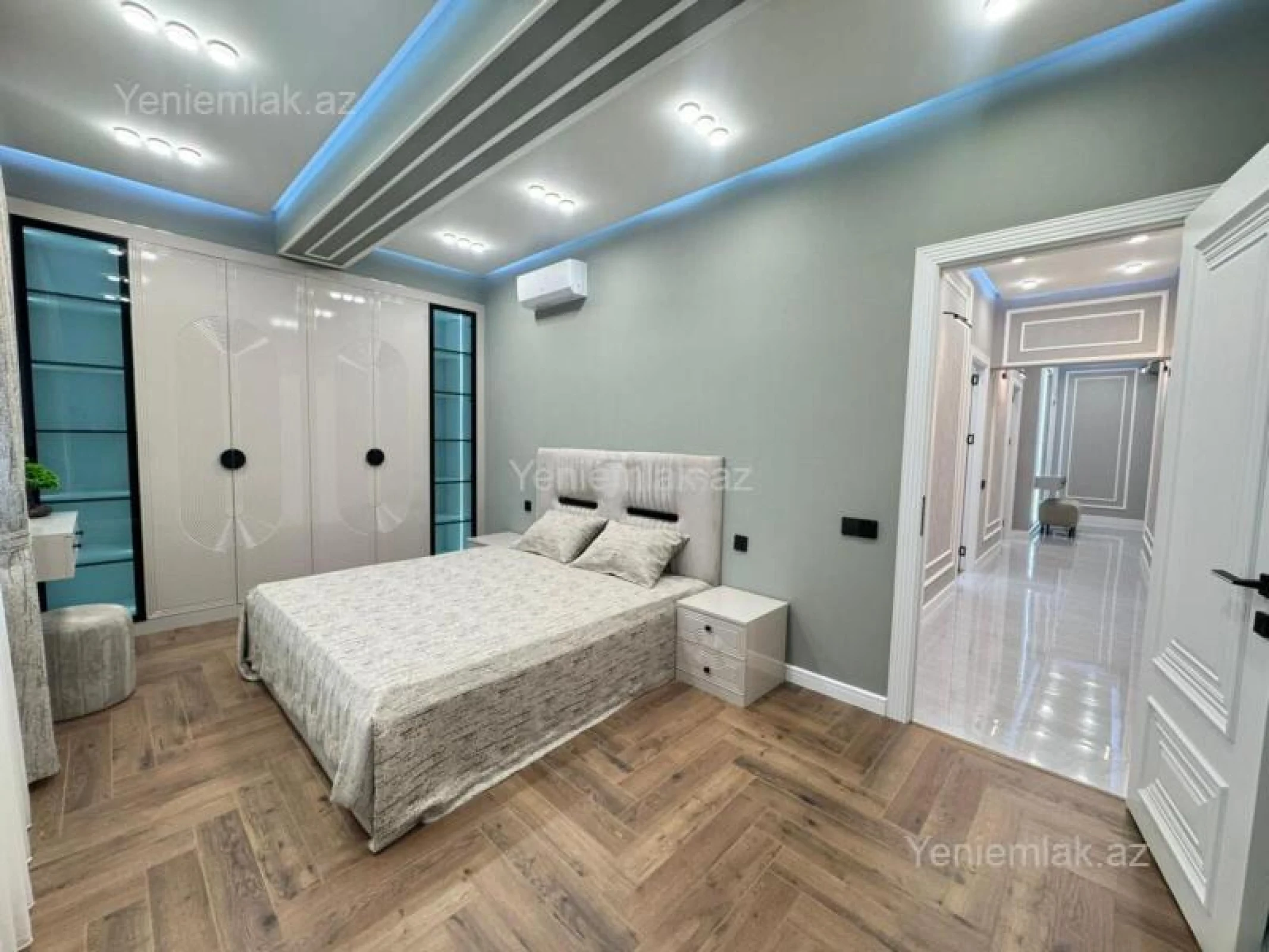 Satılır 3 otaqlı yeni tikili 105 m²