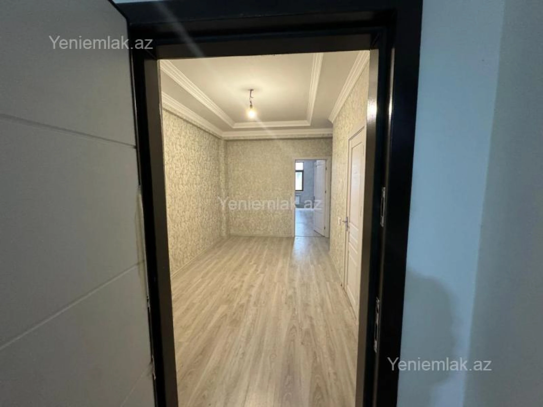 Satılır 2 otaqlı yeni tikili 99 m²