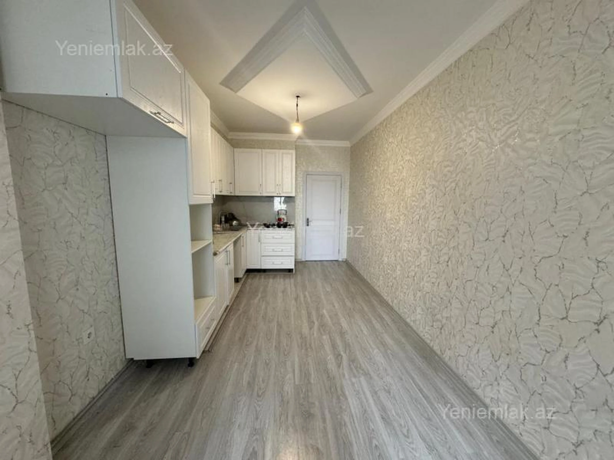 Satılır 2 otaqlı yeni tikili 99 m²