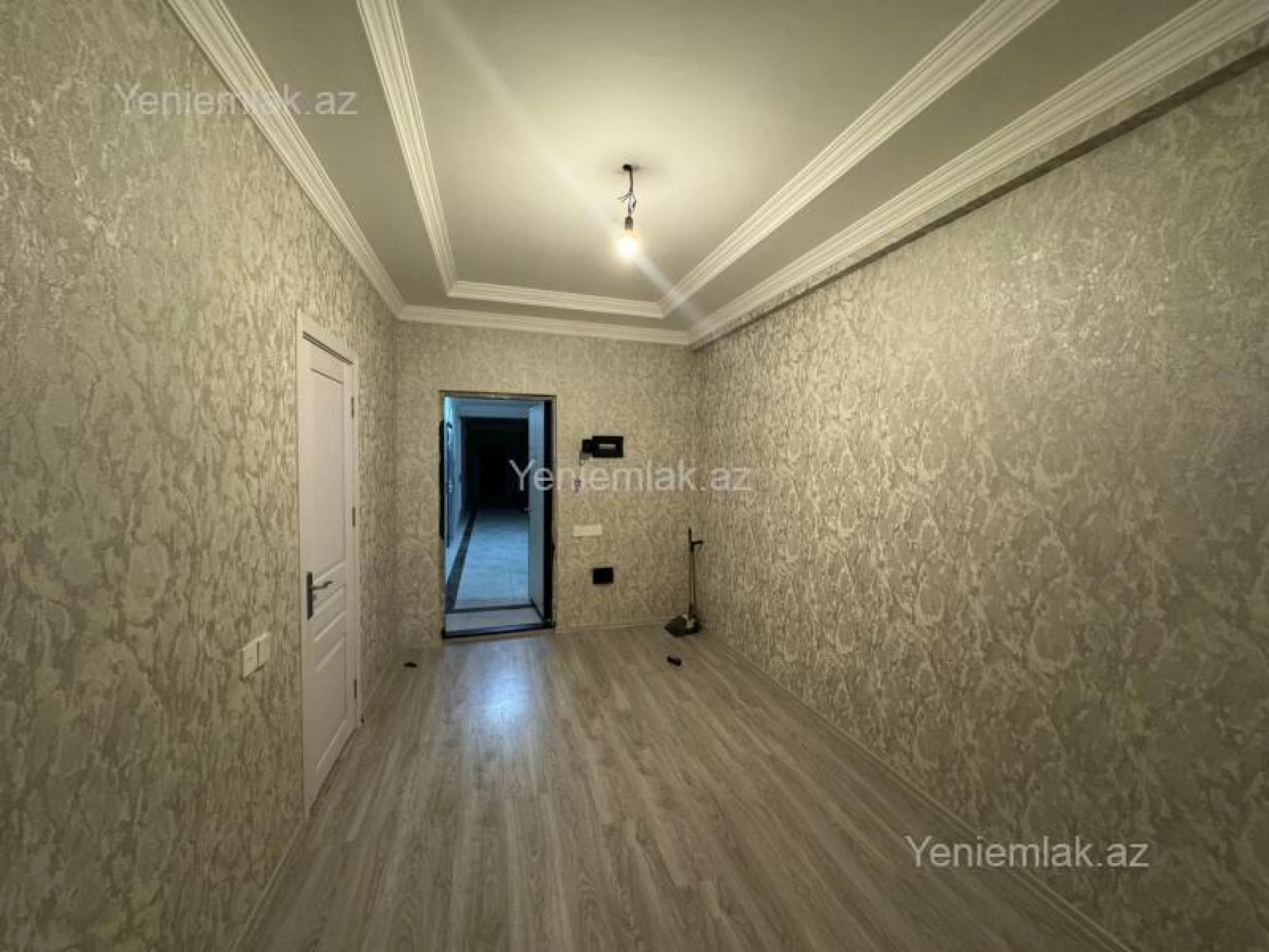 Satılır 2 otaqlı yeni tikili 99 m²