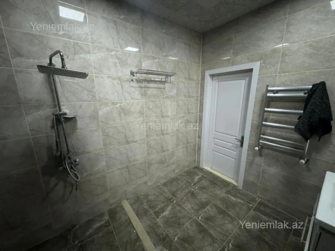 Satılır 2 otaqlı yeni tikili 99 m²