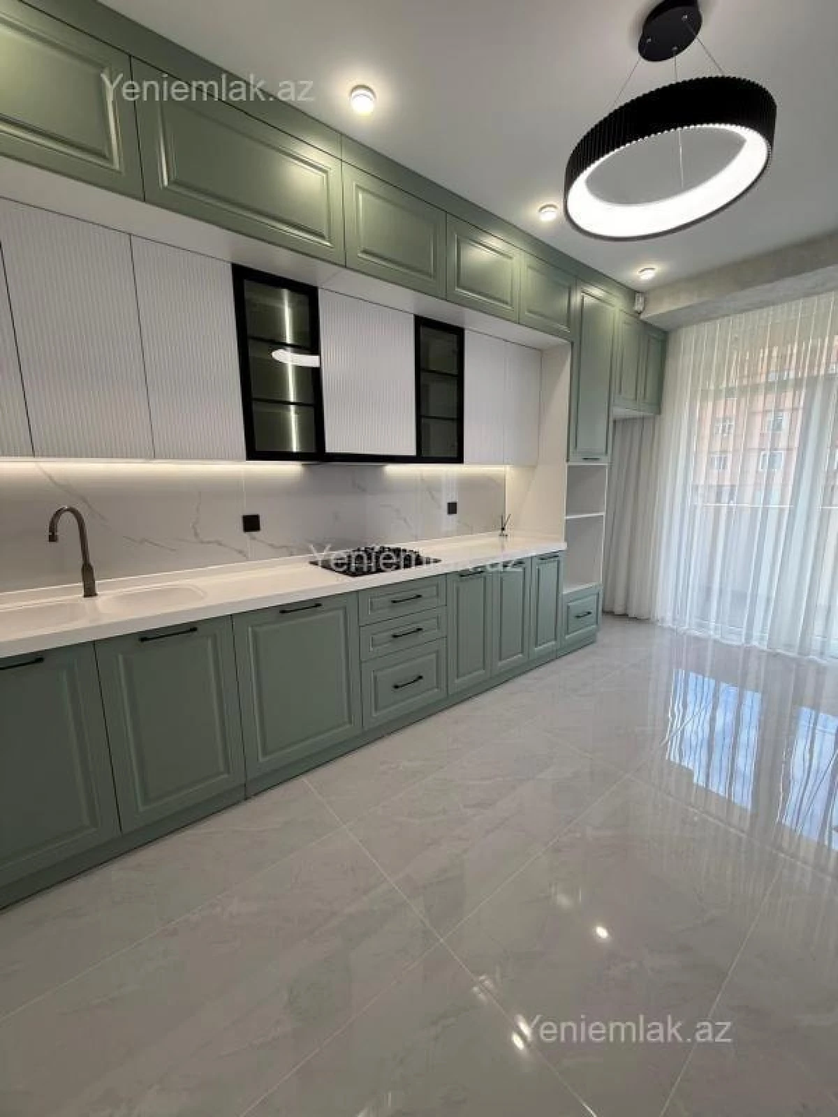 Satılır 3 otaqlı yeni tikili 105 m²