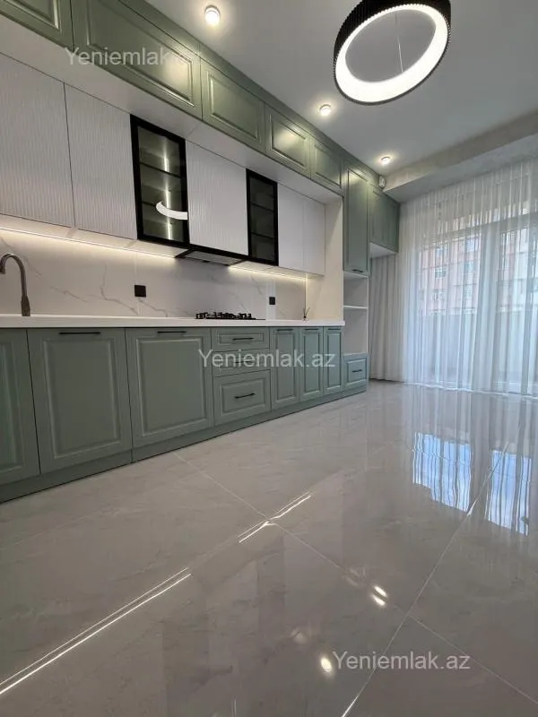 Satılır 3 otaqlı yeni tikili 105 m²