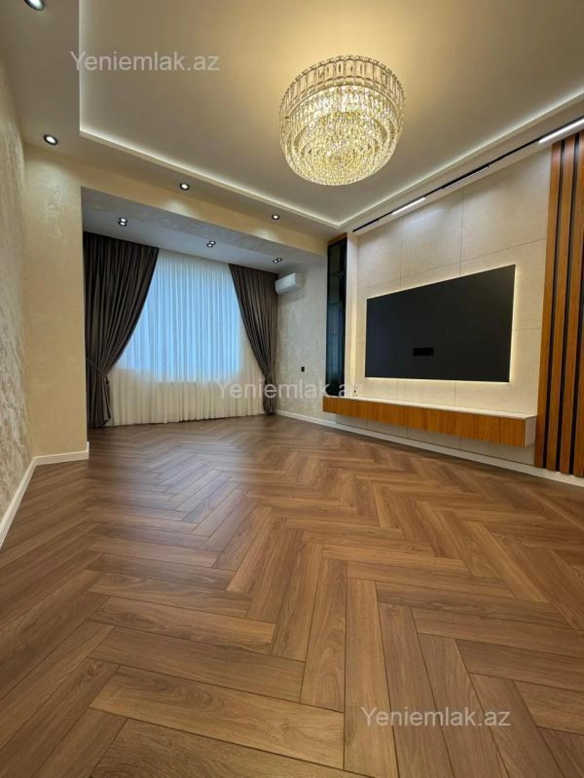 Satılır 3 otaqlı yeni tikili 105 m²