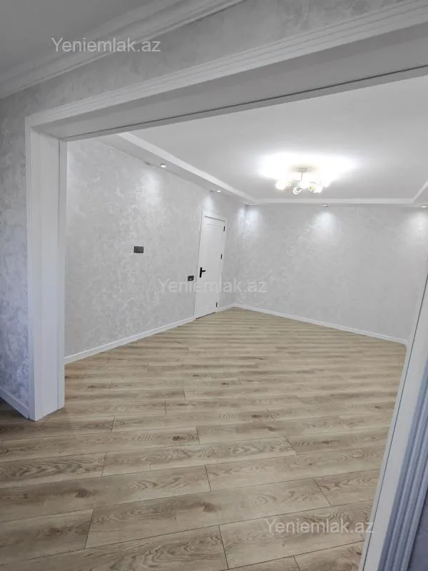 Satılır 3 otaqlı köhnə tikili 68 m²