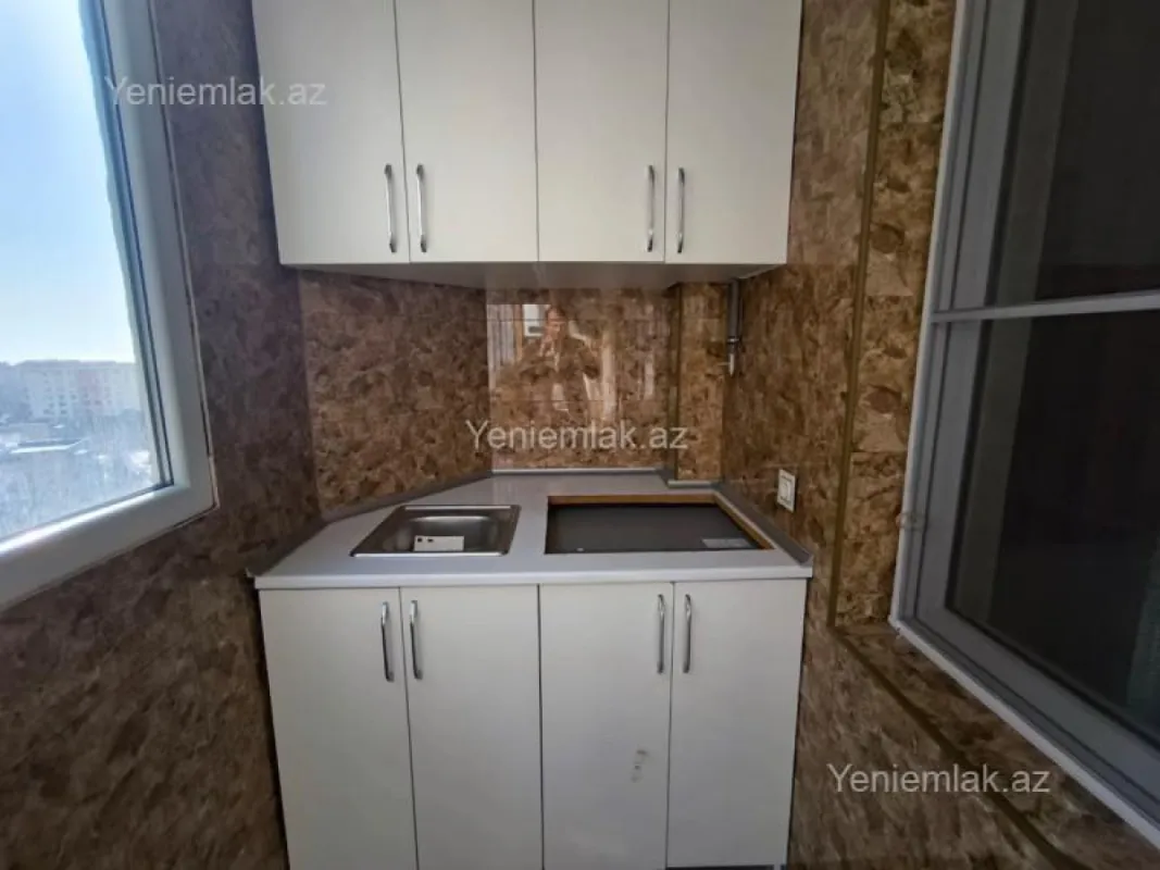 Satılır 4 otaqlı yeni tikili 140 m²