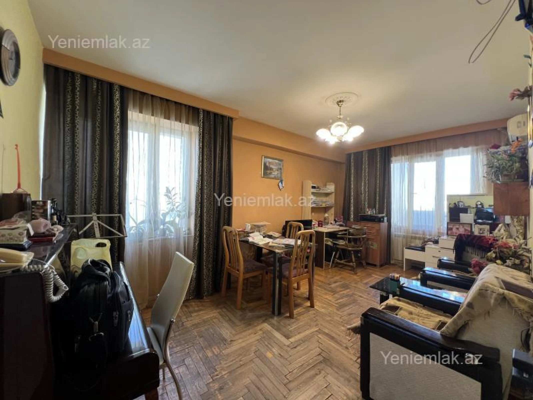 Satılır 3 otaqlı köhnə tikili 85 m²