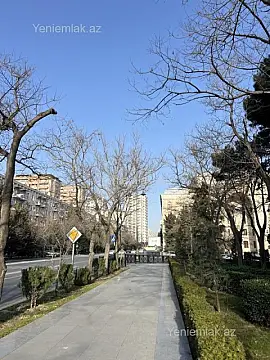 Satılır 3 otaqlı köhnə tikili 85 m² — Bakı, Nəsimi 3 otaq 85.00 m²