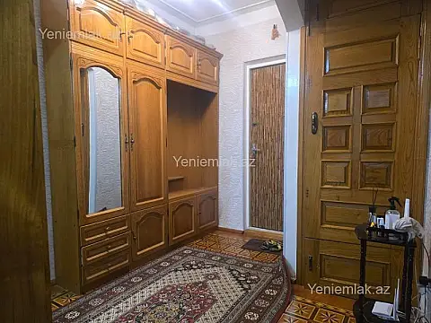 Satılır 3 otaqlı köhnə tikili 85 m²