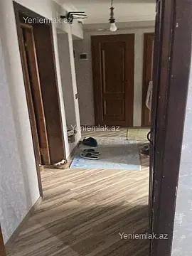 Satılır 4 otaqlı köhnə tikili 90 m² — Sumqayıt, 5-ci mikrorayon 4 otaq 90.00 m²