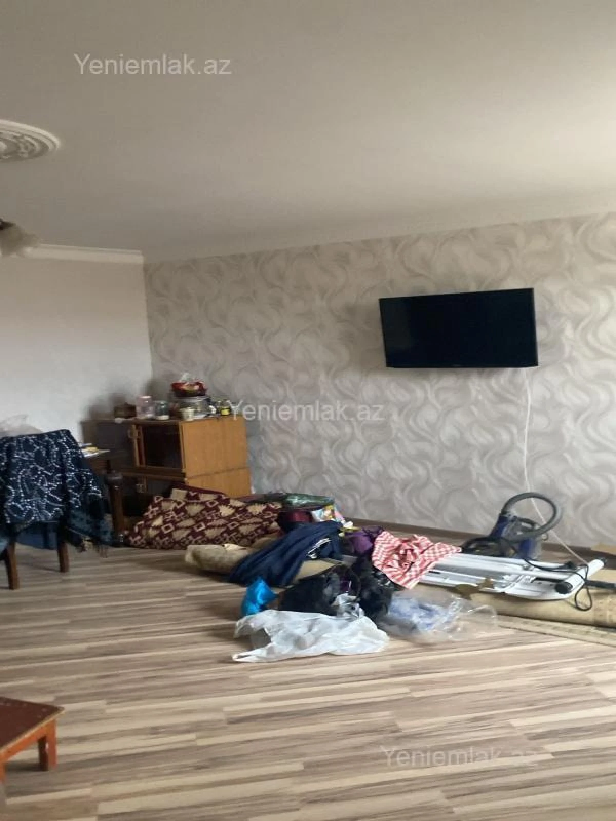 Satılır 4 otaqlı köhnə tikili 90 m²
