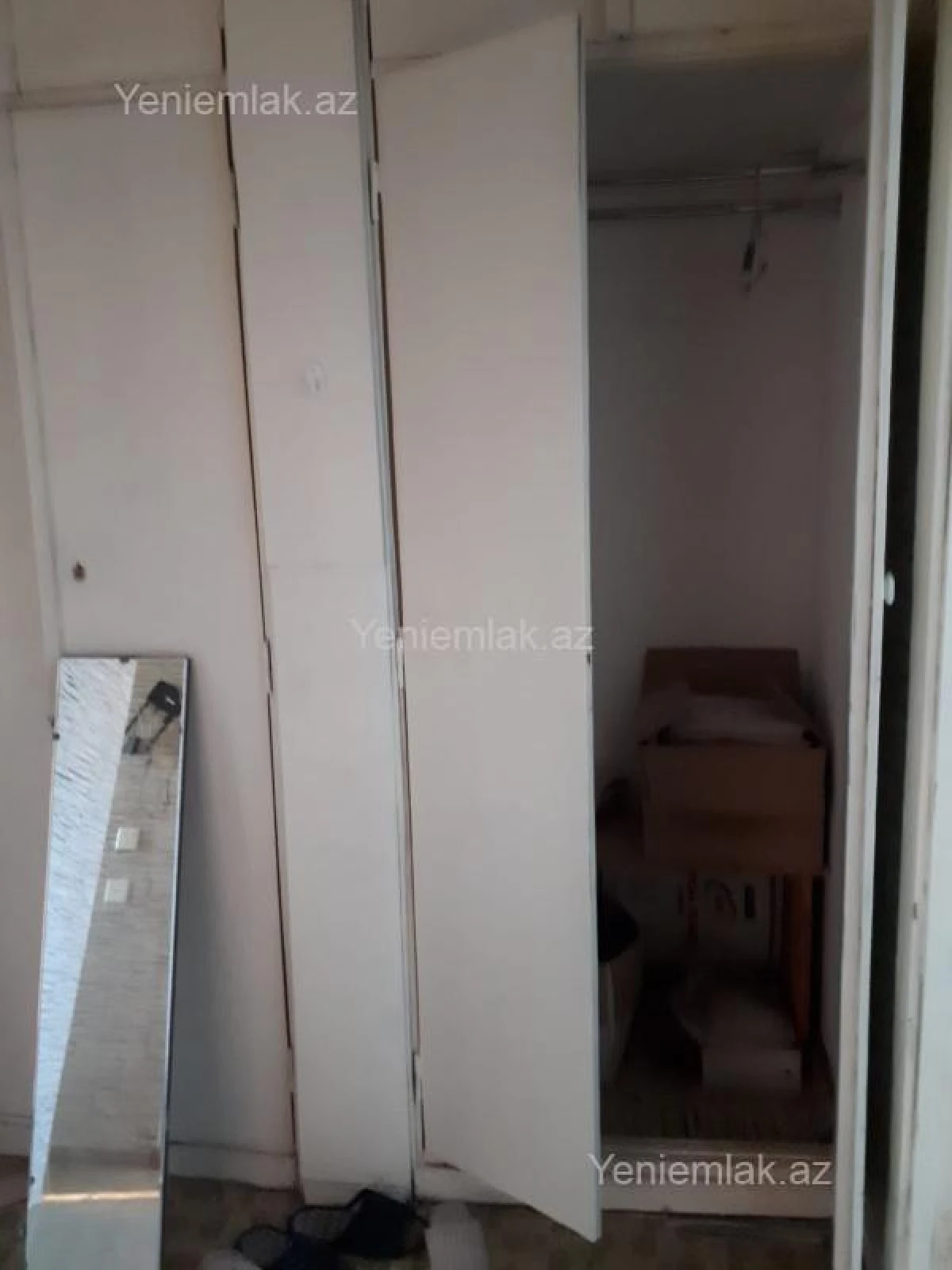 Satılır 2 otaqlı köhnə tikili 55 m²