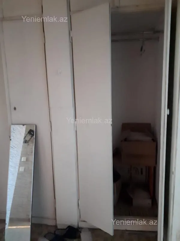 Satılır 2 otaqlı köhnə tikili 55 m²